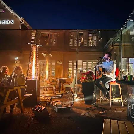 Connemara Sands & ホテル