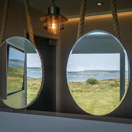 Connemara Sands & 4*