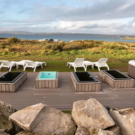 Connemara Sands & ホテル