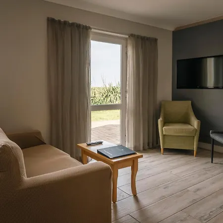 Connemara Sands & 4*